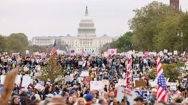 Anti-Trump protests held in cities across the US after tariff backlash