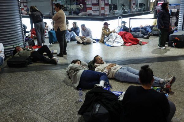Spain power outage linked to at least three fatalities